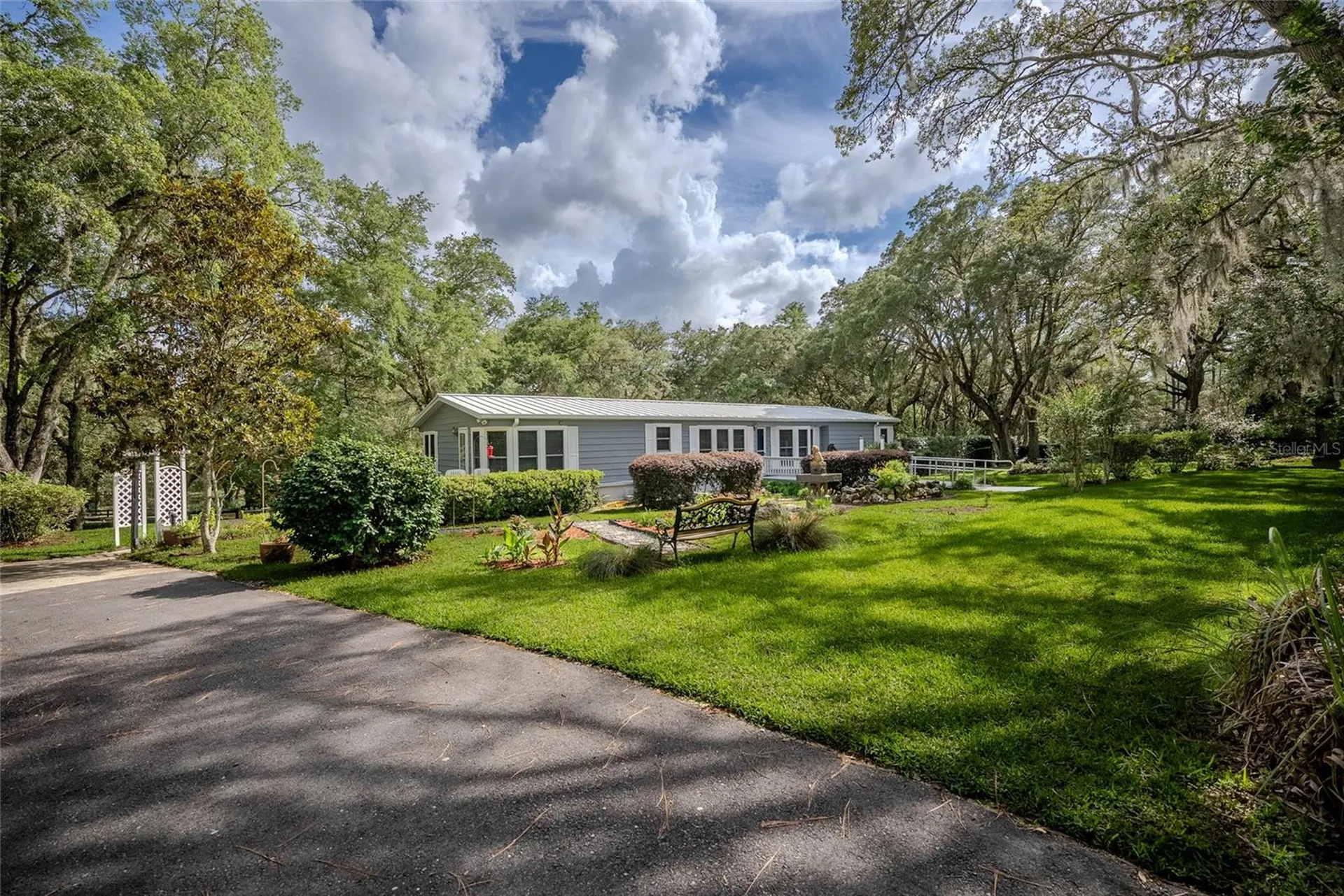 5042 SW 166th Court Road Ocala FL 34481