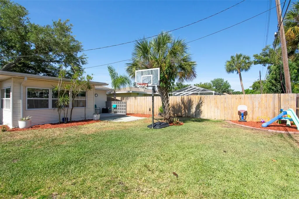 11549 69th Avenue Seminole FL 33772