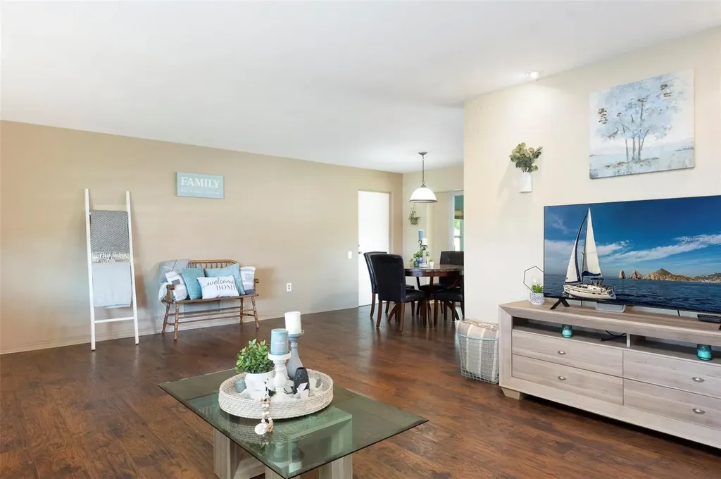 11549 69th Avenue Seminole FL 33772