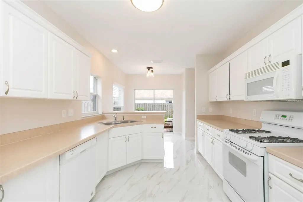 28632 Seashell Court Wesley Chapel FL 33545