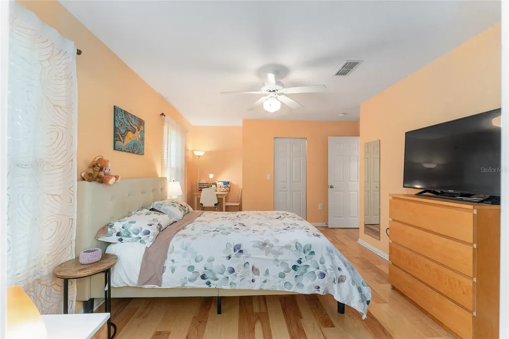 4434 NW 36th Terrace Gainesville FL 32605