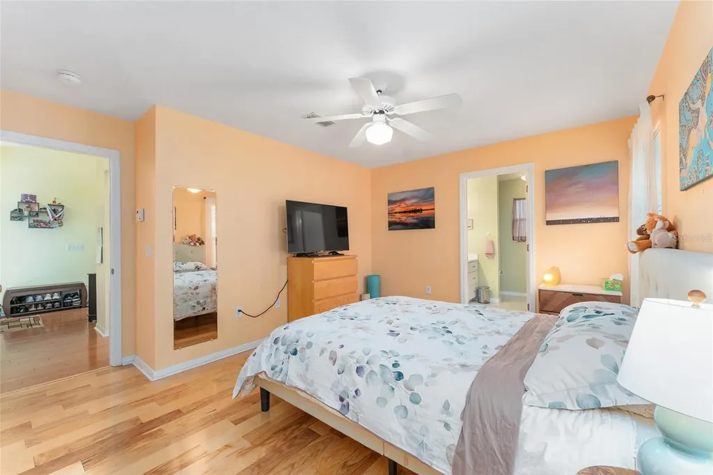 4434 NW 36th Terrace Gainesville FL 32605