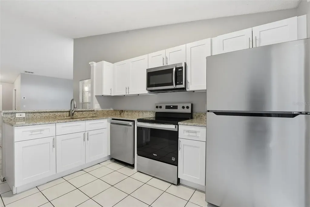 1183 Pin Oak Drive Apopka FL 32703
