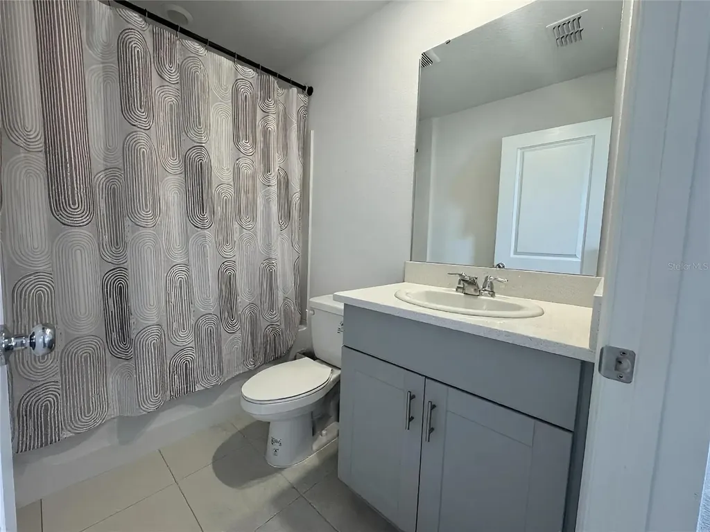 3093 Skyline Loop Kissimmee FL 34758