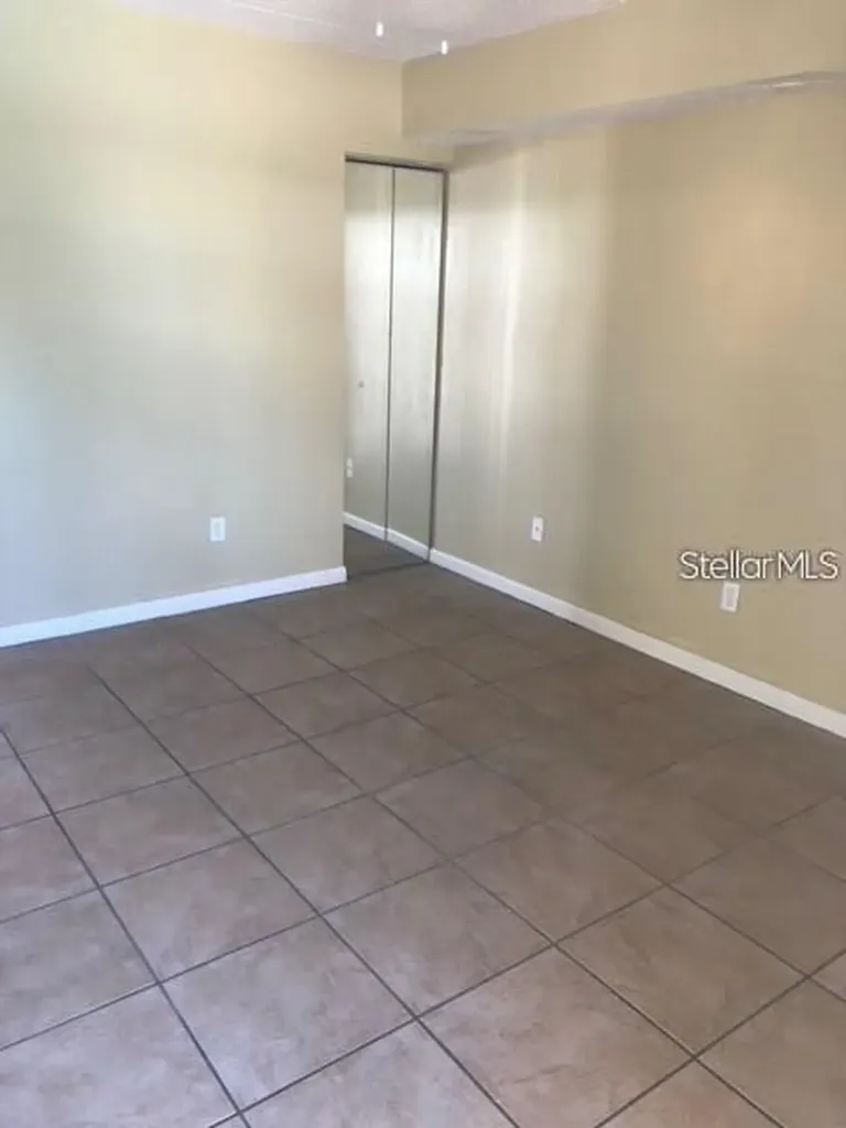 4922 W Gandy Boulevard Tampa FL 33611