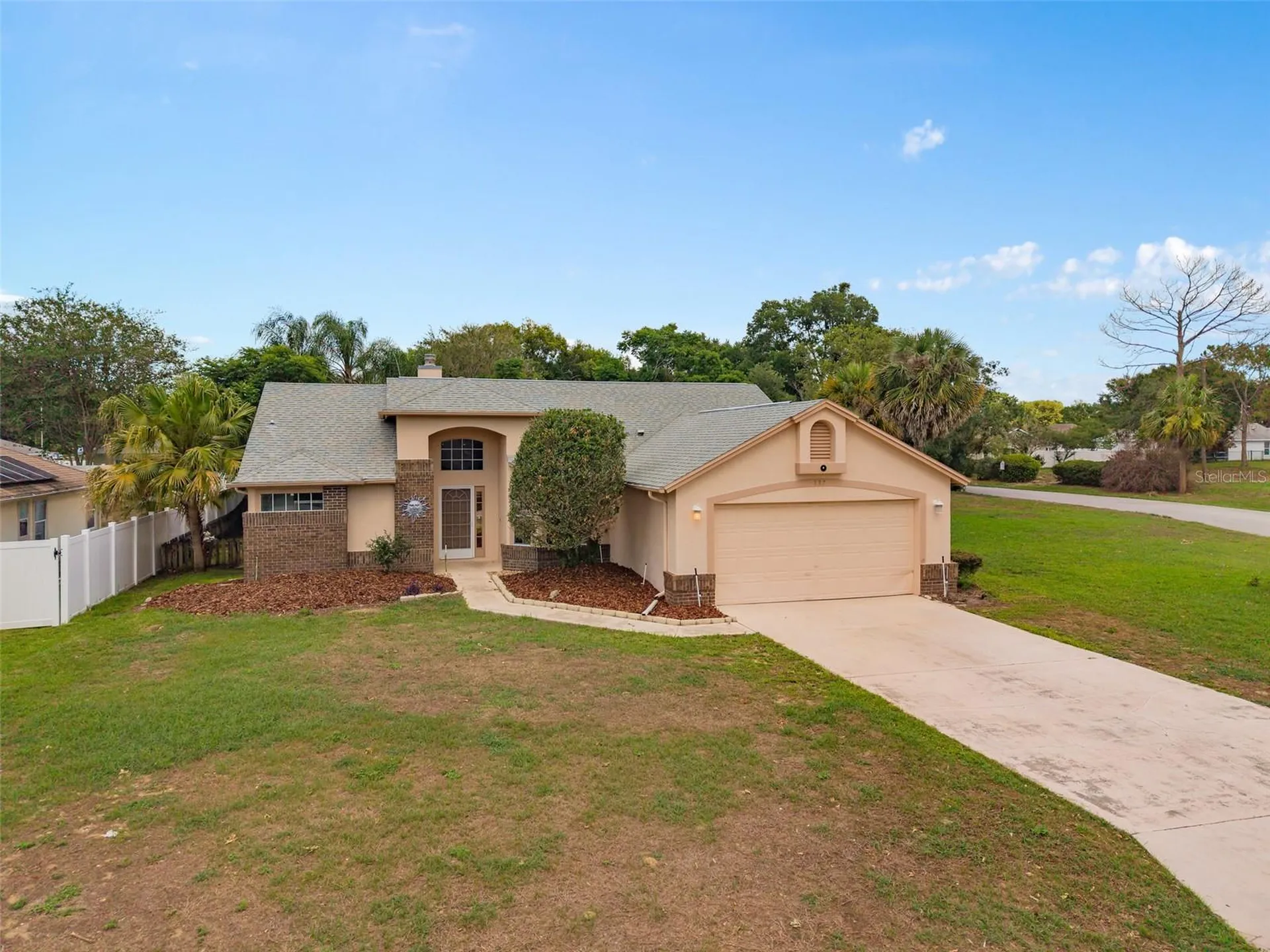 137 Madrona Drive Eustis FL 32726