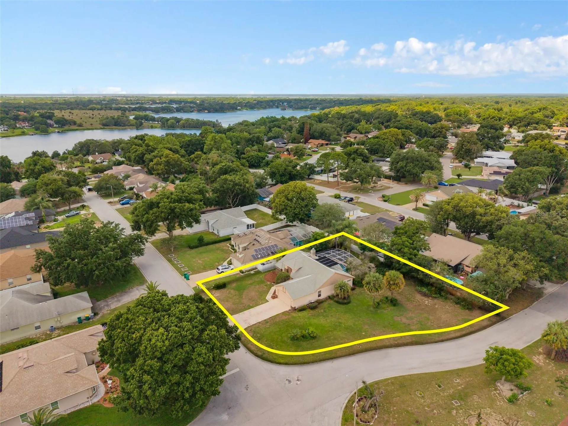 137 Madrona Drive Eustis FL 32726