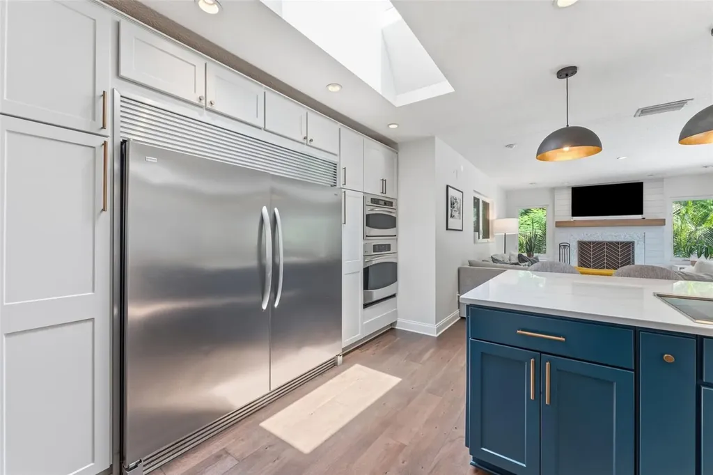 4096 38th Street S St Petersburg FL 33711