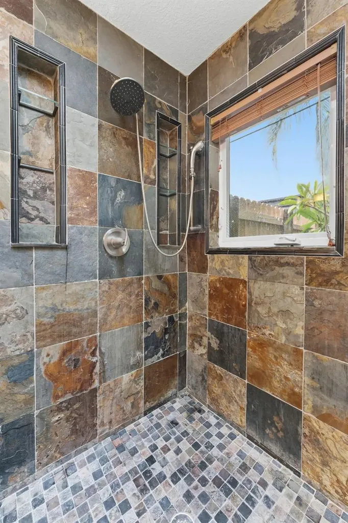 4096 38th Street S St Petersburg FL 33711