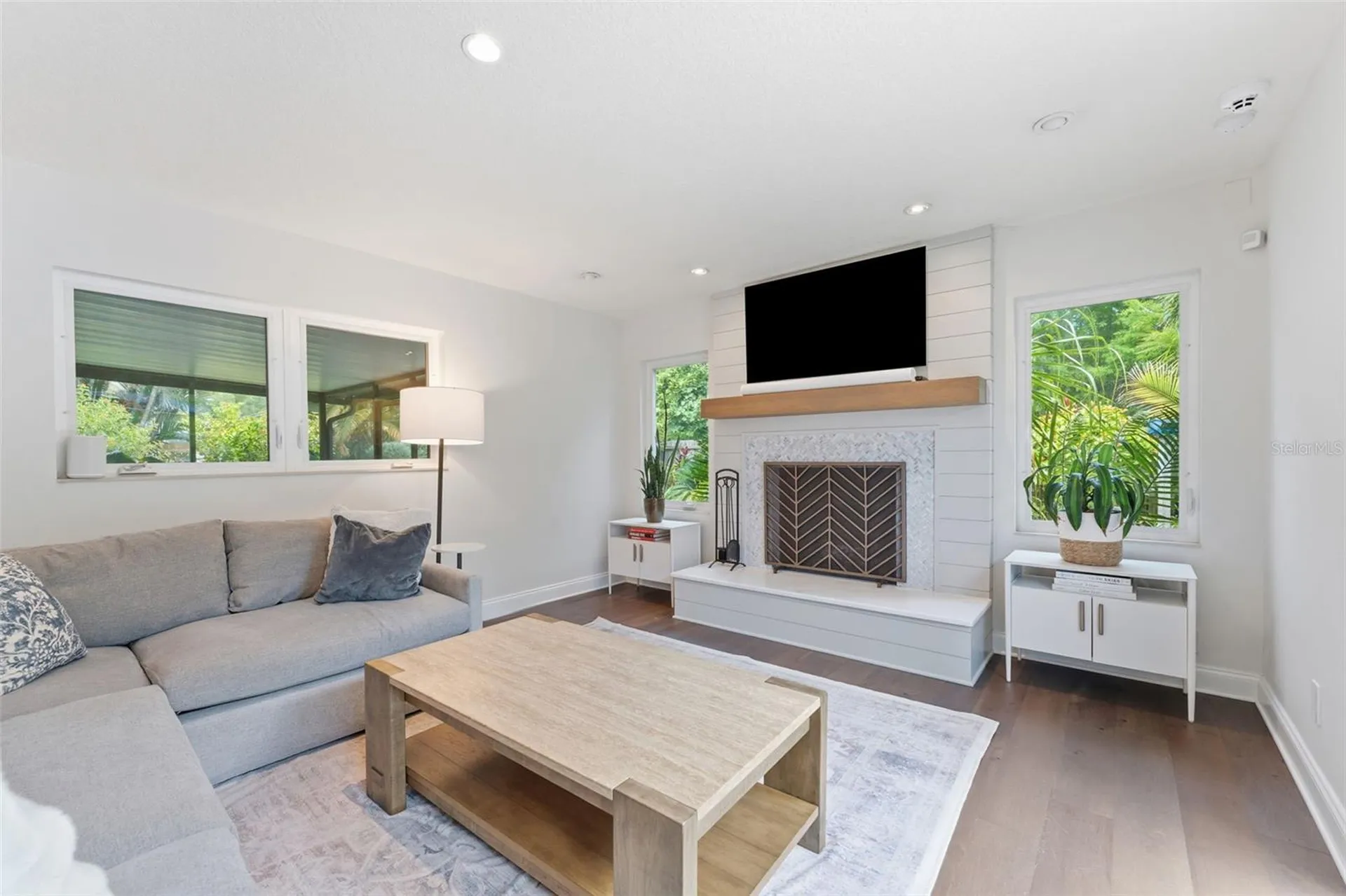 4096 38th Street S St Petersburg FL 33711