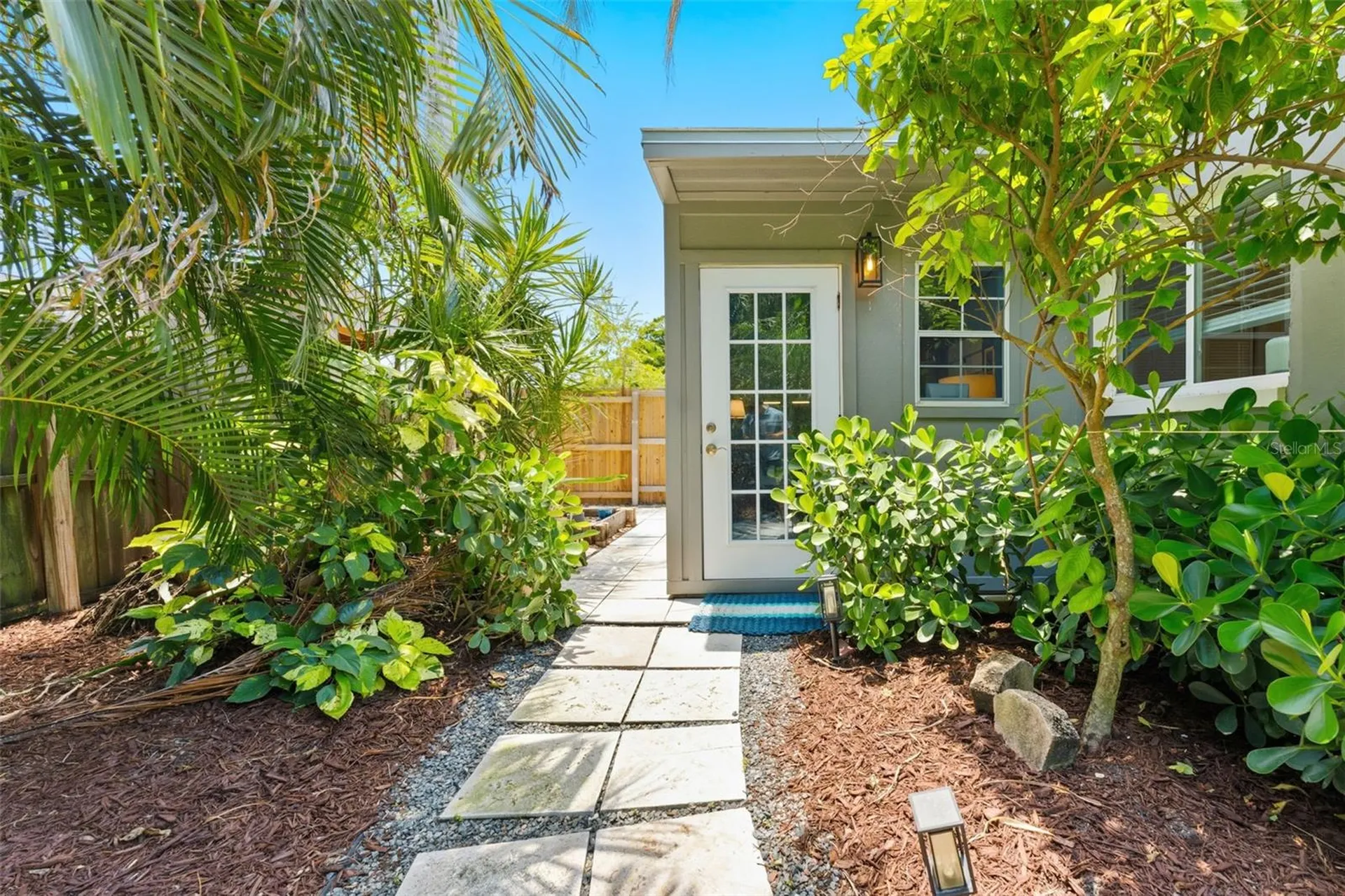 4096 38th Street S St Petersburg FL 33711