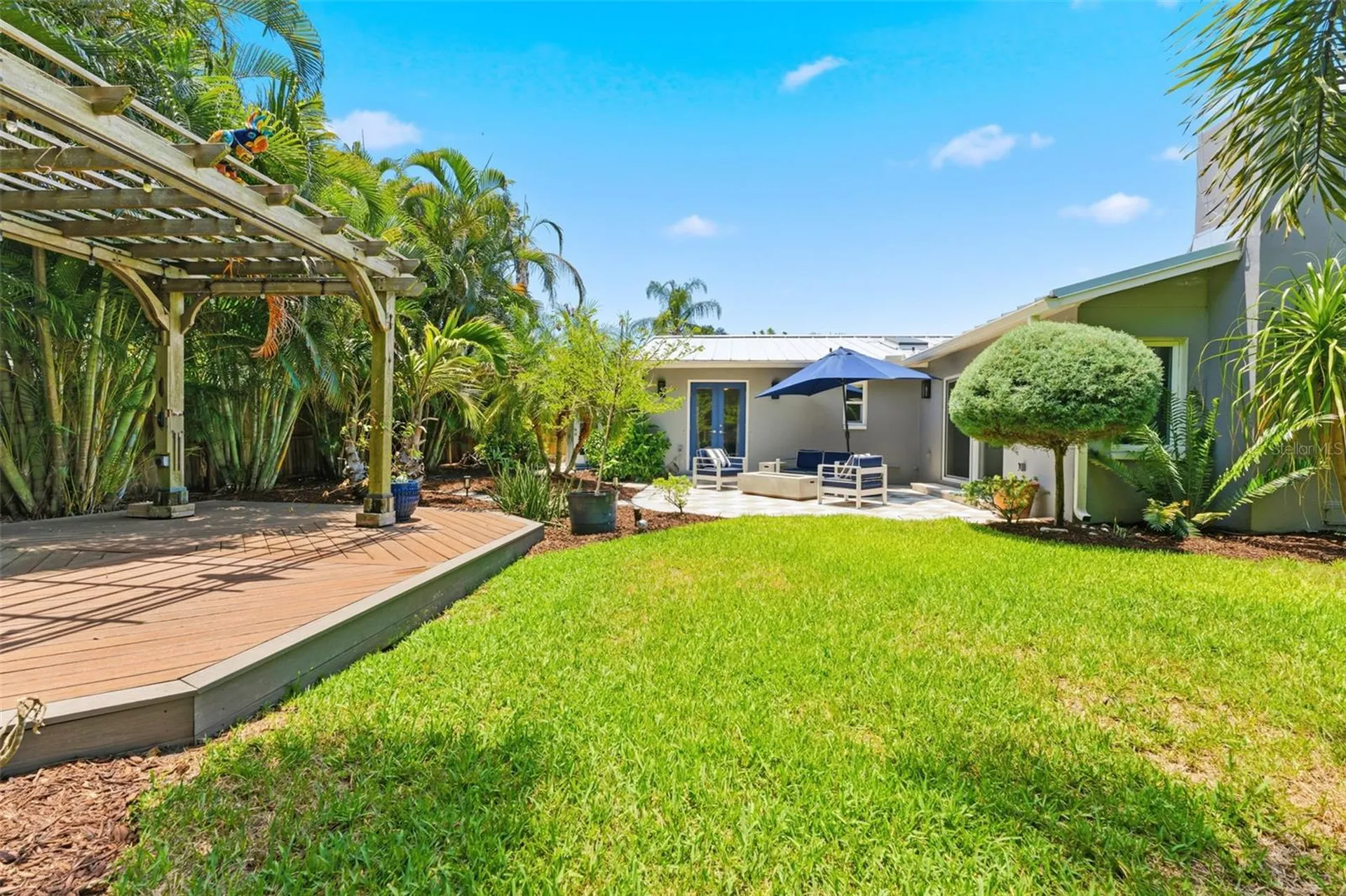 4096 38th Street S St Petersburg FL 33711