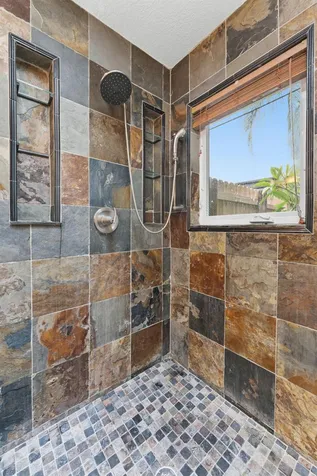 4096 38th Street S St Petersburg FL 33711