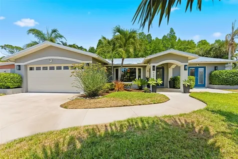 4096 38th Street S St Petersburg FL 33711