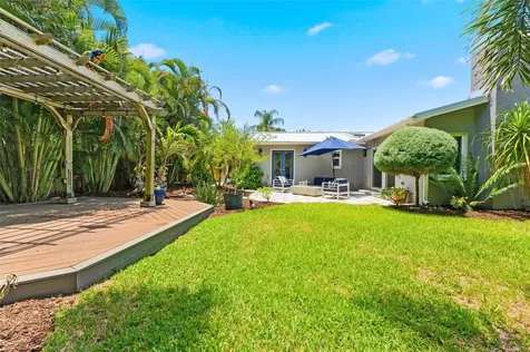 4096 38th Street S St Petersburg FL 33711