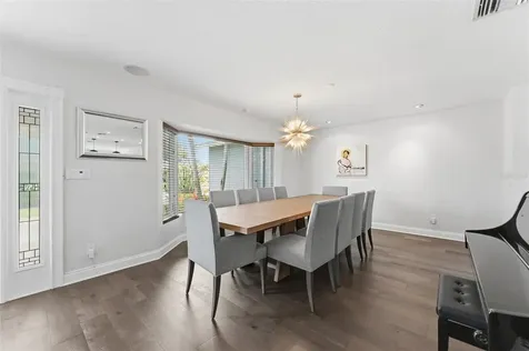 4096 38th Street S St Petersburg FL 33711