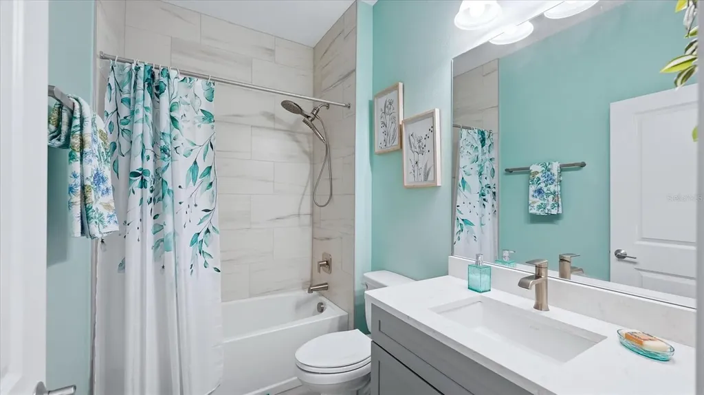 6230 Roadstead Court Apollo Beach FL 33572