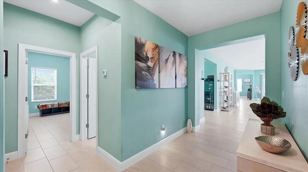 6230 Roadstead Court Apollo Beach FL 33572