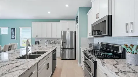 6230 Roadstead Court Apollo Beach FL 33572