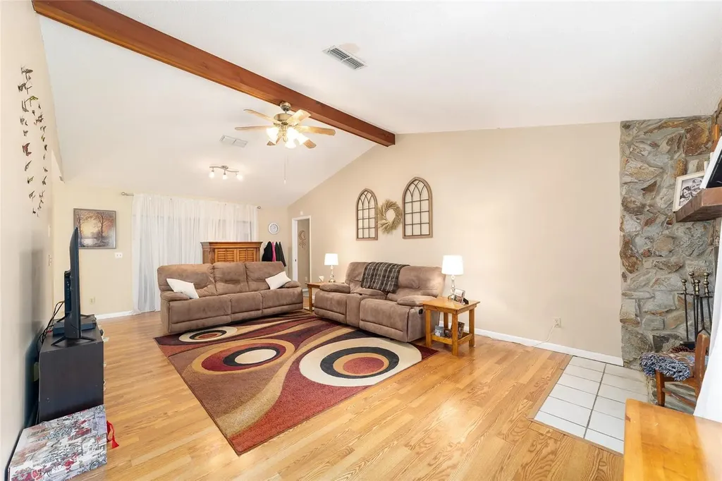 21090 SW Peach Blossom Street Dunnellon FL 34431