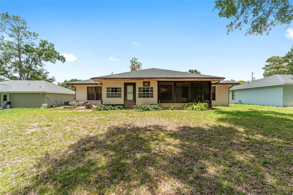 21090 SW Peach Blossom Street Dunnellon FL 34431