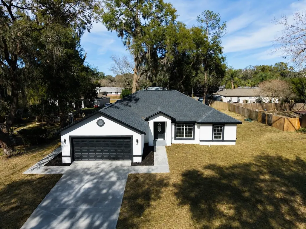 12 Olive Road Ocala FL 34472