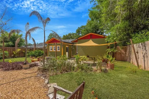 1427 E Powhatan Avenue Tampa FL 33604