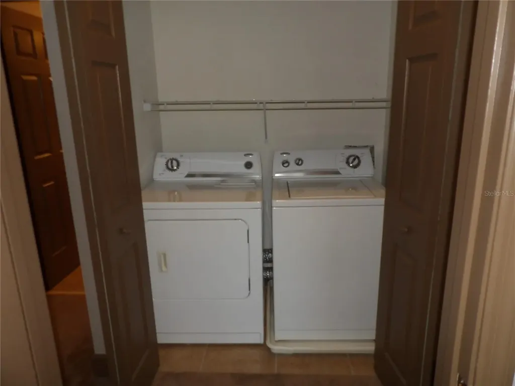 8098 Moonstone Drive Sarasota FL 34233
