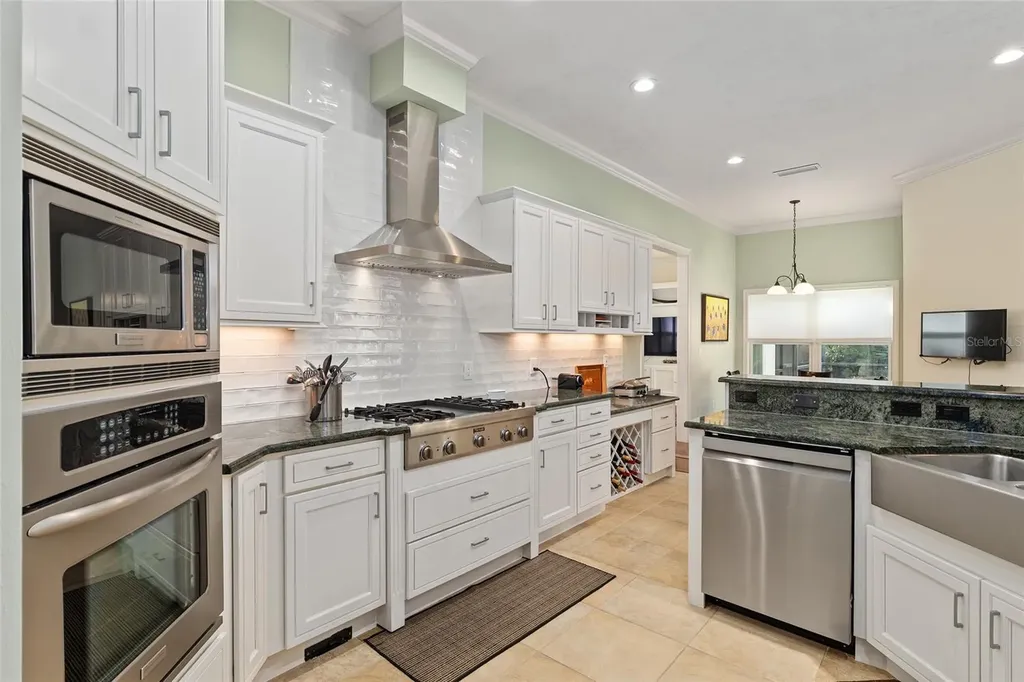 5094 NW 58th Street Gainesville FL 32653