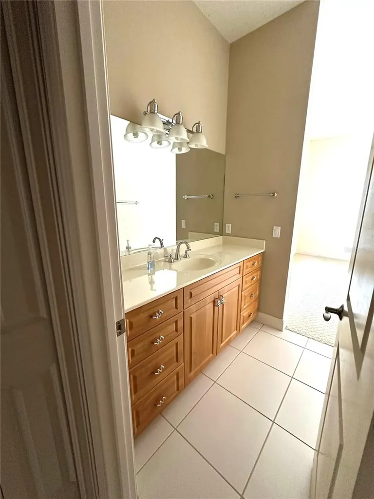 5094 NW 58th Street Gainesville FL 32653