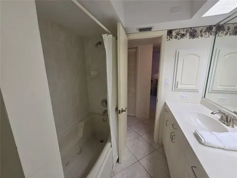 450 Gulf Of Mexico Drive Longboat Key FL 34228