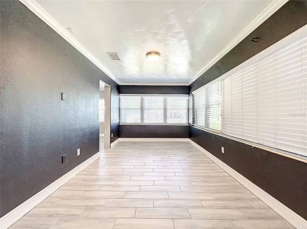 1006 E 11th Avenue Mount Dora FL 32757