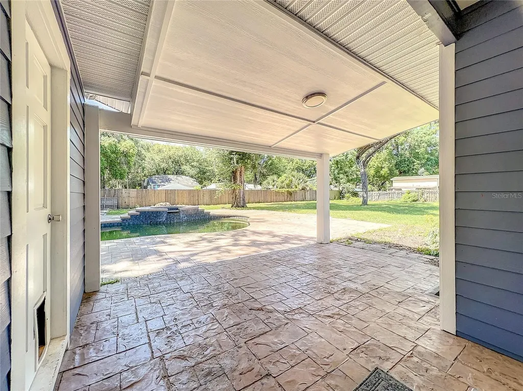 1006 E 11th Avenue Mount Dora FL 32757
