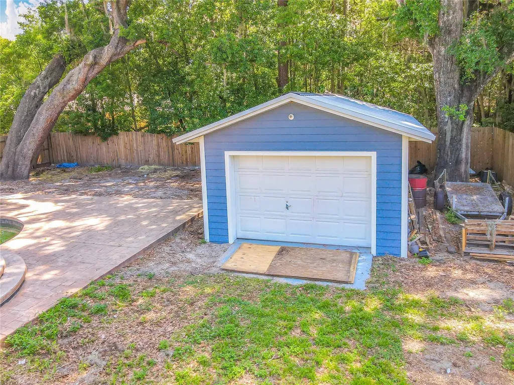 1006 E 11th Avenue Mount Dora FL 32757