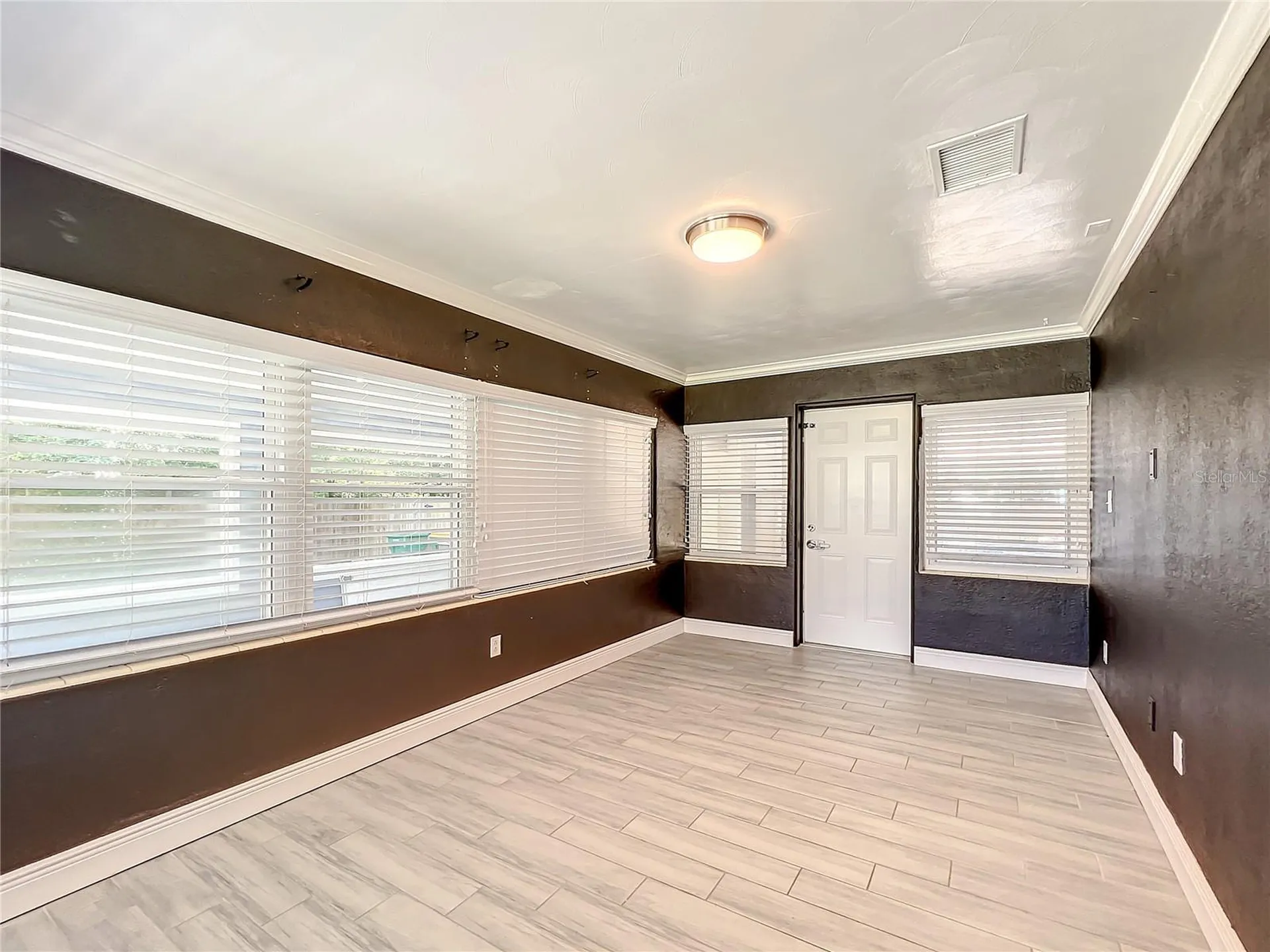 1006 E 11th Avenue Mount Dora FL 32757