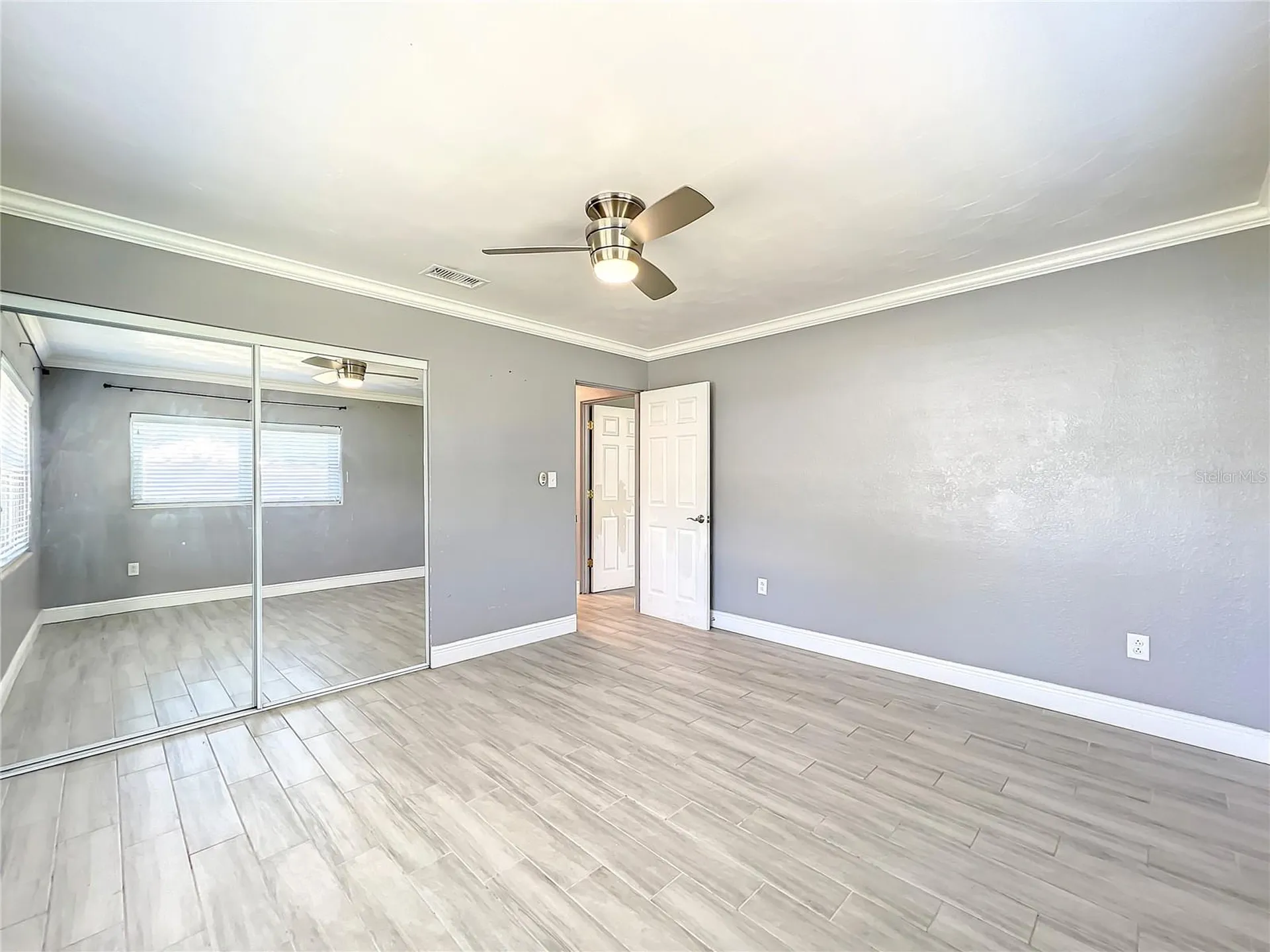 1006 E 11th Avenue Mount Dora FL 32757
