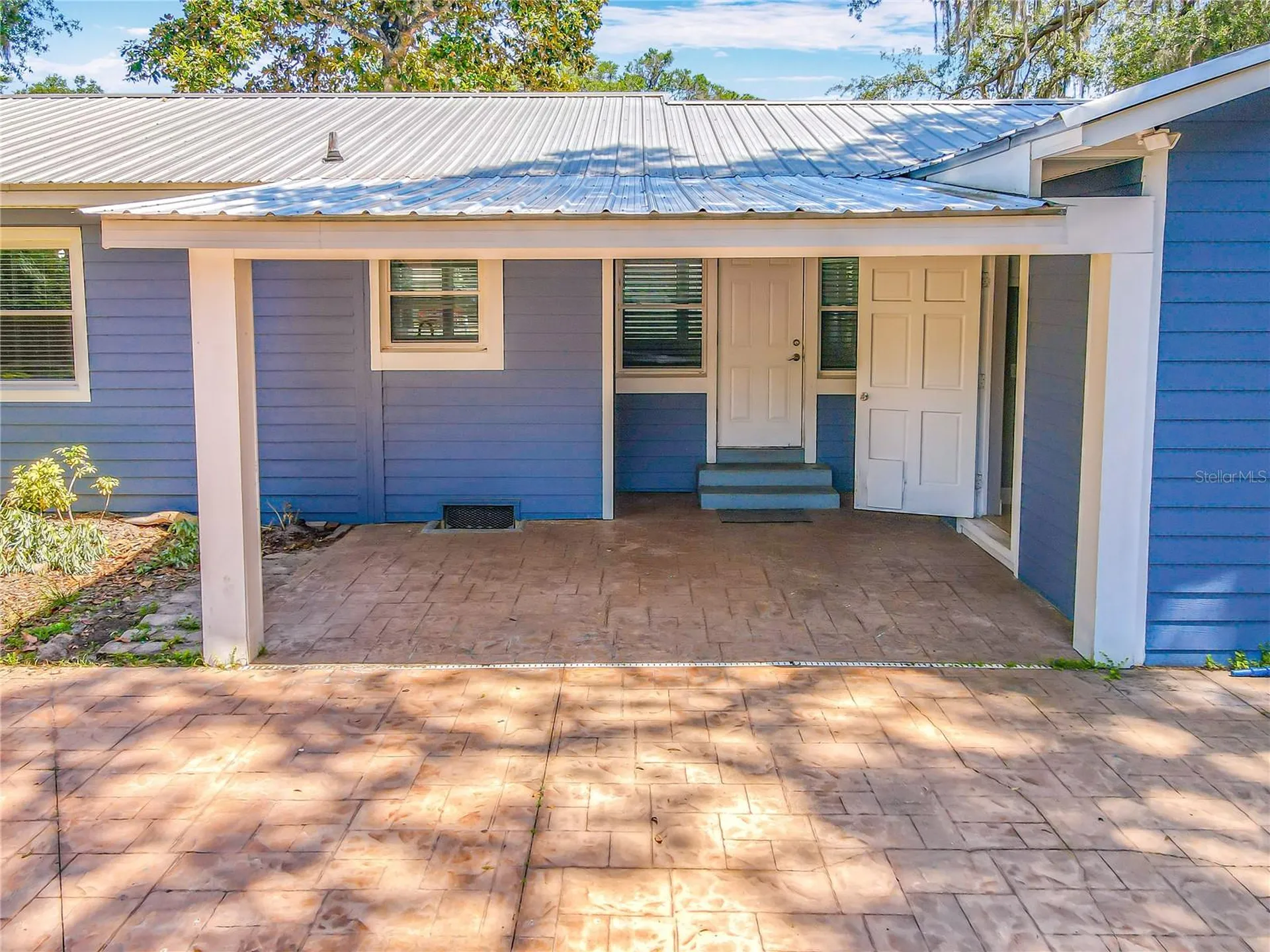1006 E 11th Avenue Mount Dora FL 32757