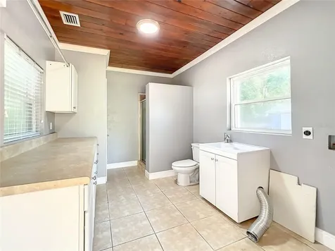 1006 E 11th Avenue Mount Dora FL 32757