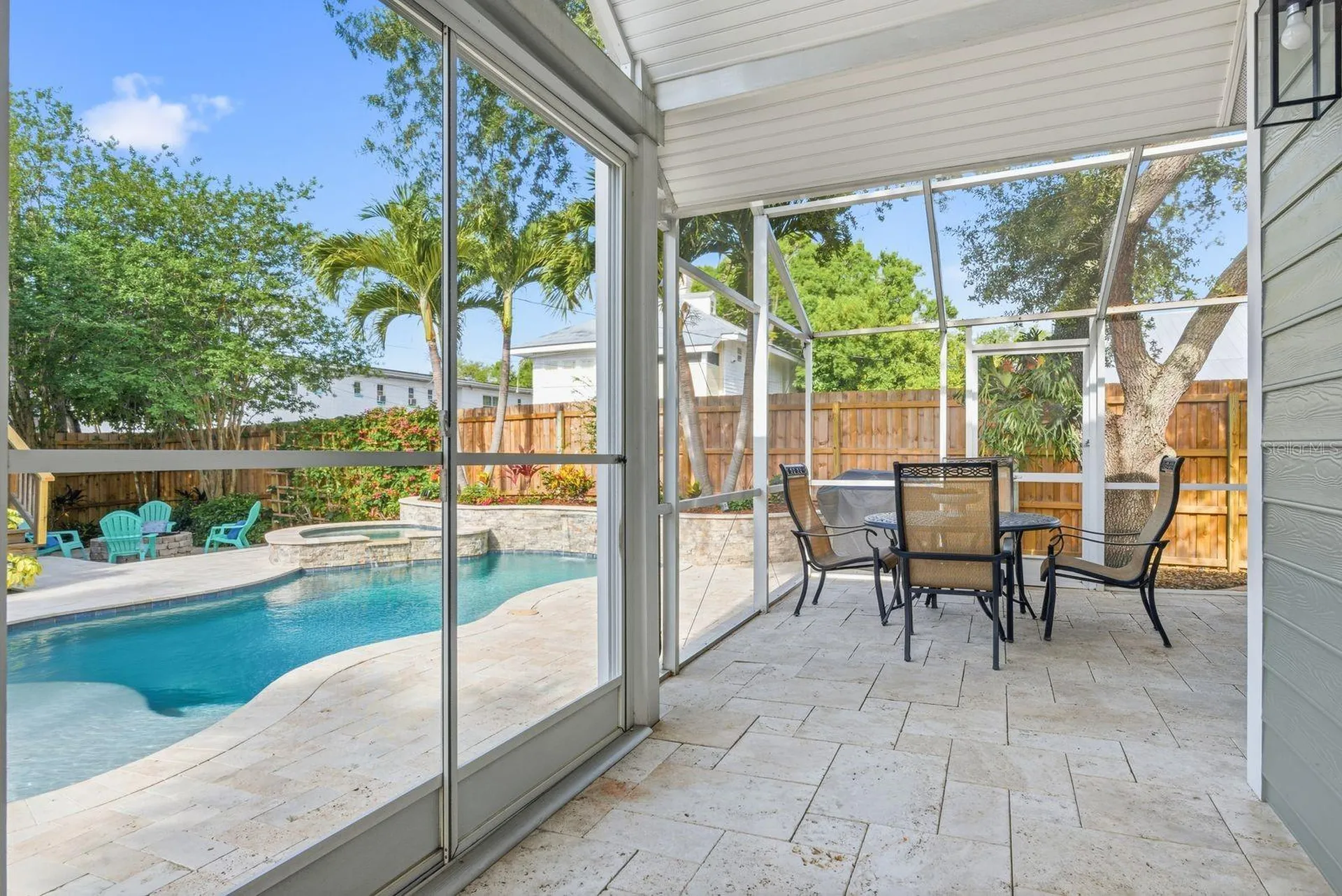 888 16th Avenue N St Petersburg FL 33704