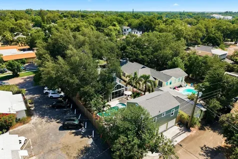 888 16th Avenue N St Petersburg FL 33704
