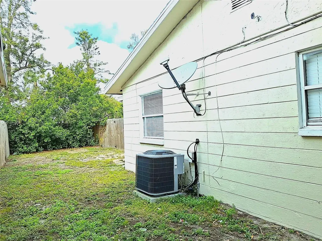 3947 Mohr Avenue N St Petersburg FL 33714