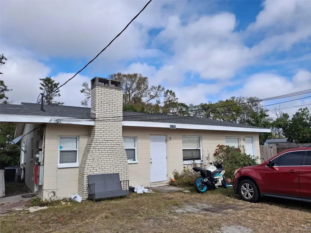 3947 Mohr Avenue N St Petersburg FL 33714
