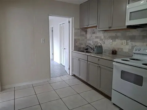 3947 Mohr Avenue N St Petersburg FL 33714