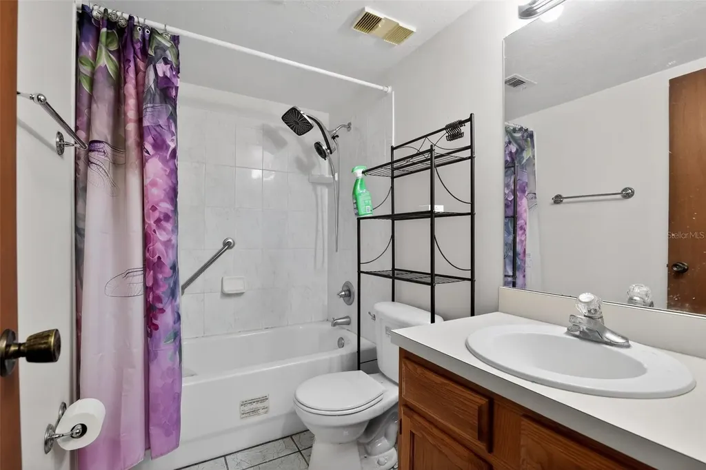 7200 SW 8th Avenue Gainesville FL 32607