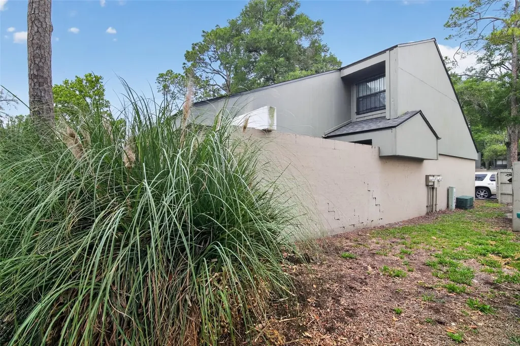7200 SW 8th Avenue Gainesville FL 32607