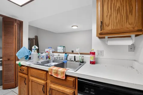 7200 SW 8th Avenue Gainesville FL 32607