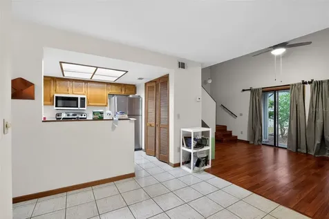 7200 SW 8th Avenue Gainesville FL 32607