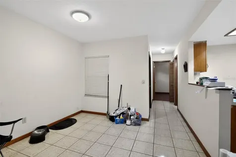 7200 SW 8th Avenue Gainesville FL 32607