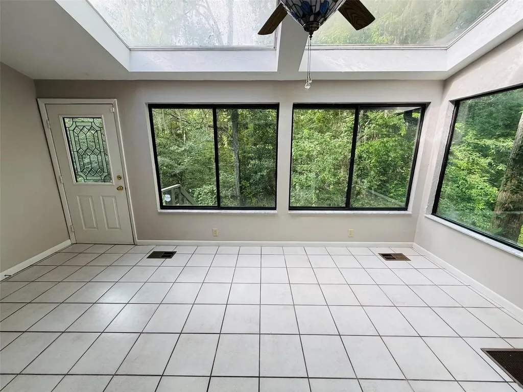 1629 NW 19th Circle Gainesville FL 32605
