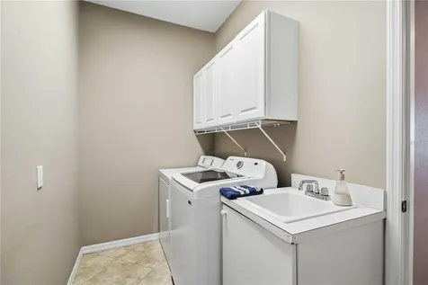 7407 Sea Island Lane Bradenton FL 34201